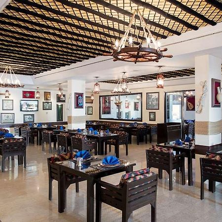 The Palms Beach Hotel And Spa - Kuwai Κουβέιτ Εστιατόριο φωτογραφία